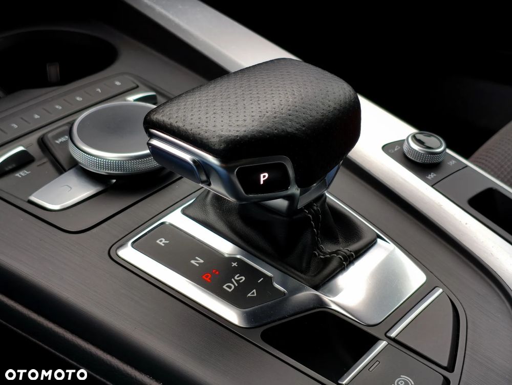 Audi A4 Avant 40 TDI S tronic S line - 20