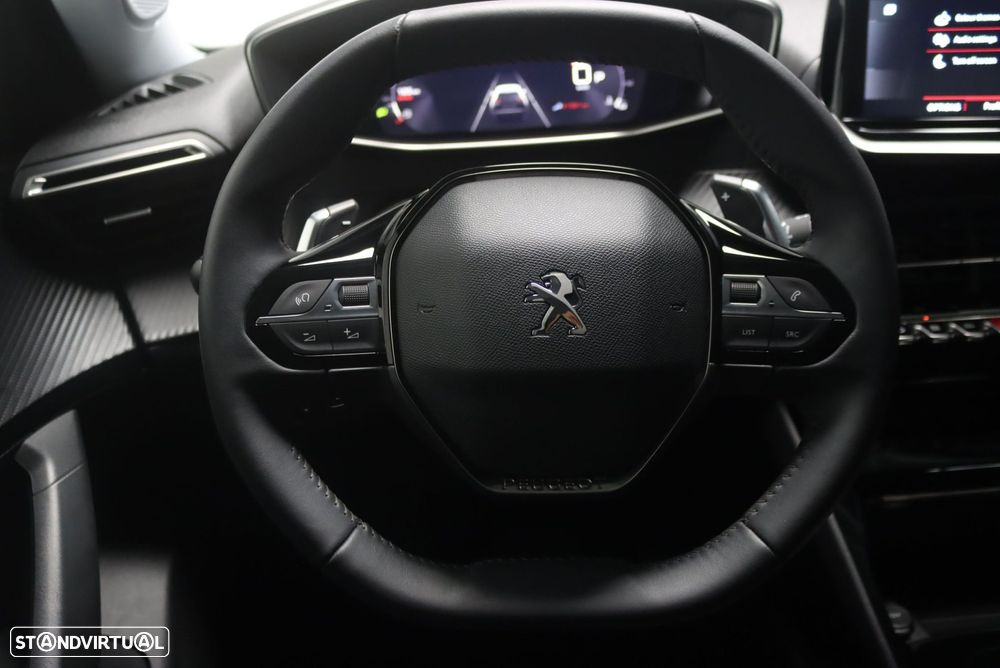 Peugeot 2008 PureTech 130 EAT8 Allure Pack - 12