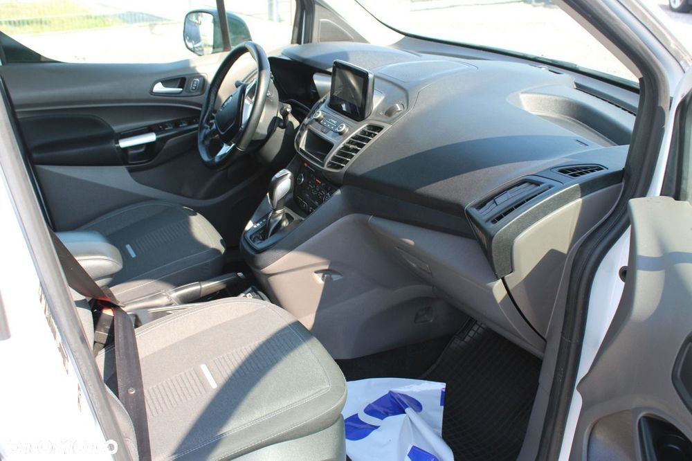 Ford Transit Connect - 34