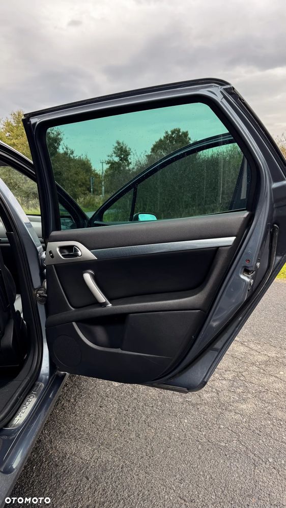 Peugeot 407 2.0 HDI Intense - 12
