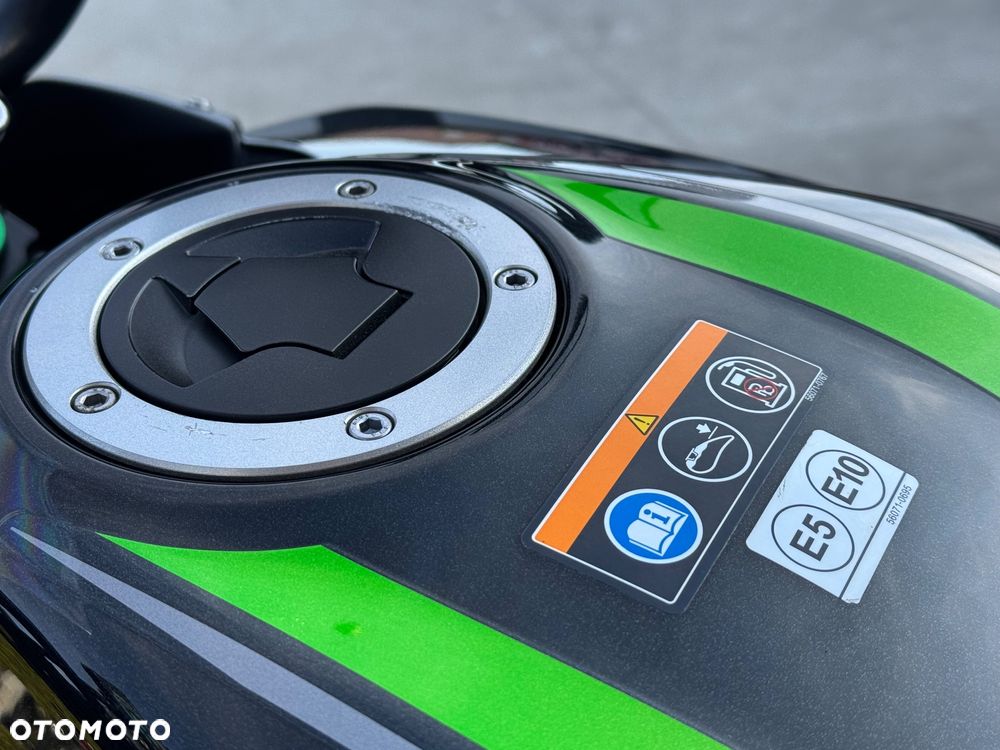 Kawasaki Versys 650 - 14
