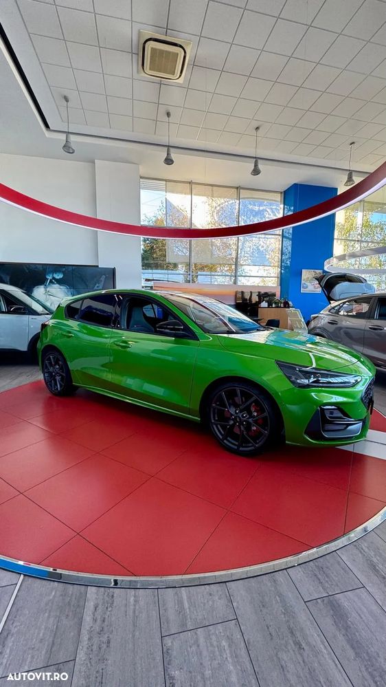 Ford Focus 2.3 Ecoboost 7DCT ST X - 1