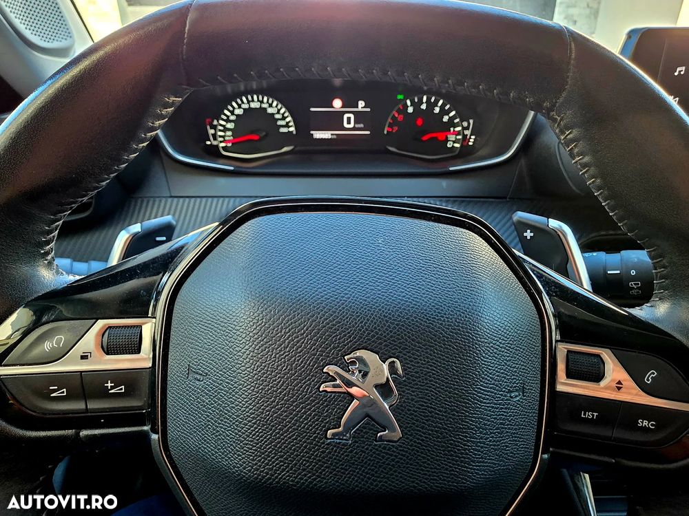 Peugeot 2008 PureTech 130 EAT8 Active - 8