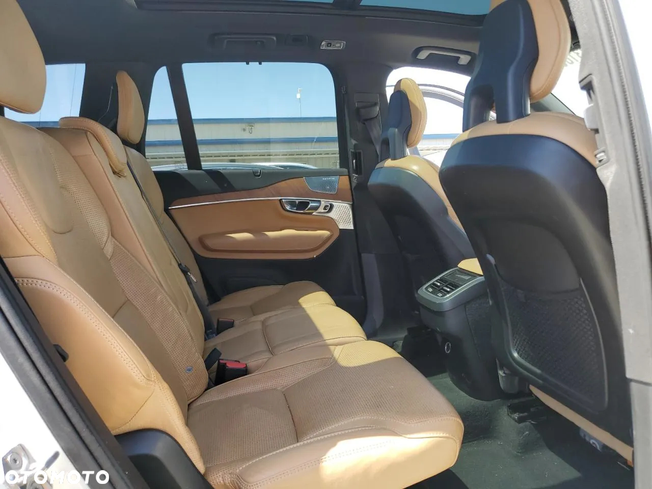 Volvo XC 90 - 10