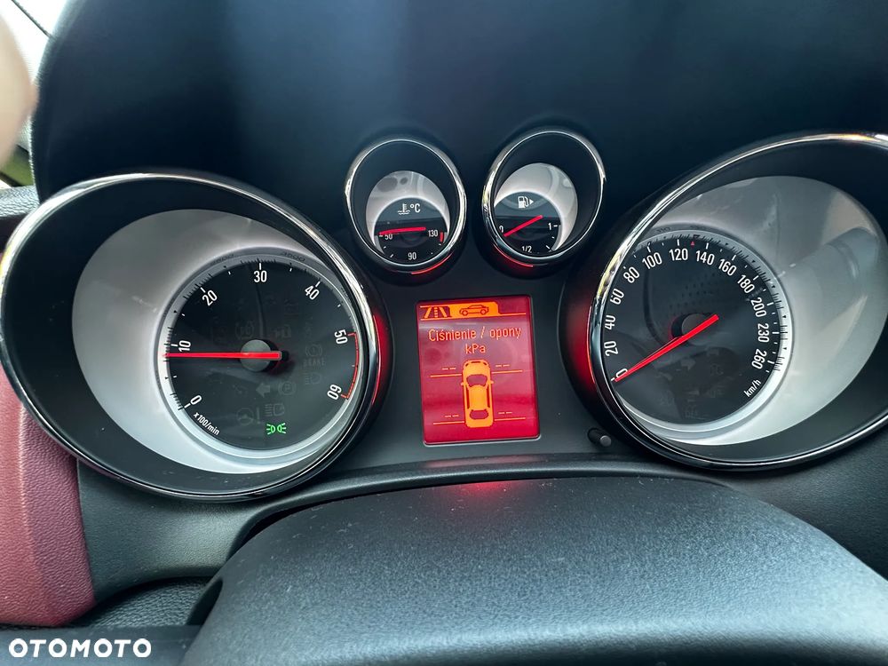 Opel Astra - 17