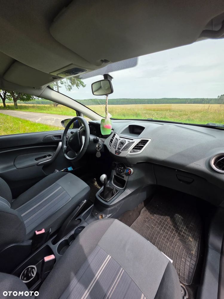 Ford Fiesta 1.25 Trend - 9