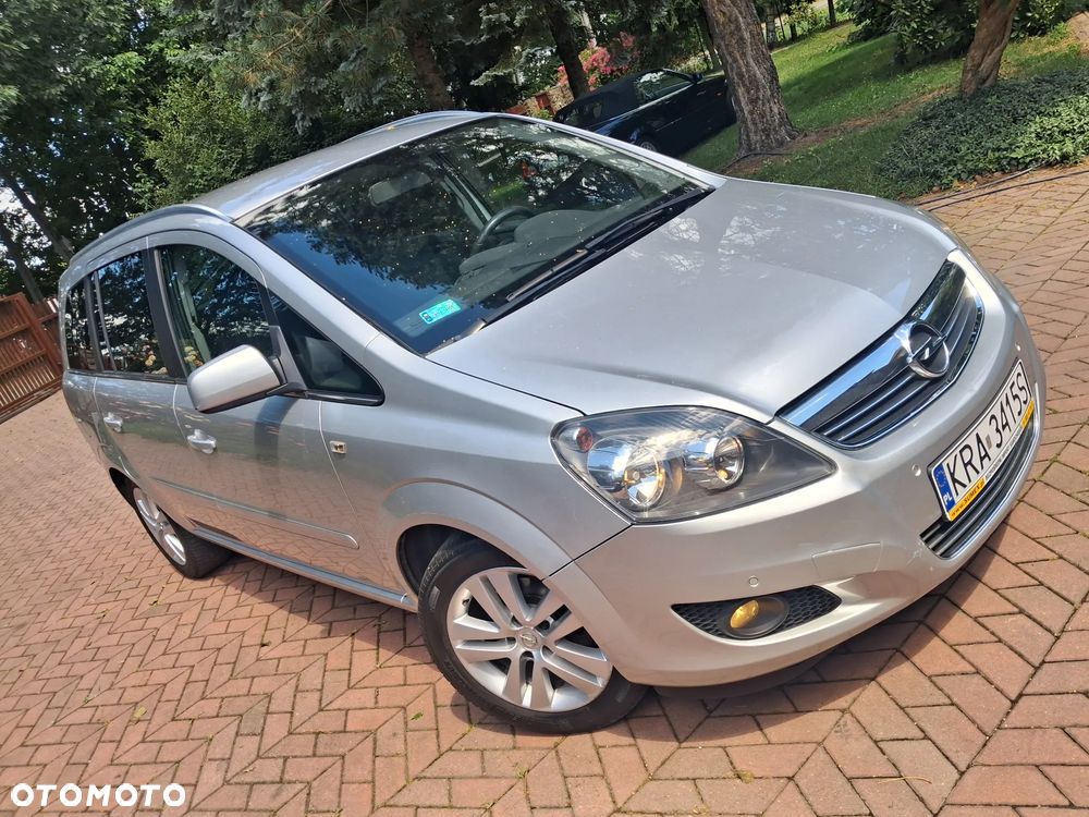 Opel Zafira 1.8 Sport
