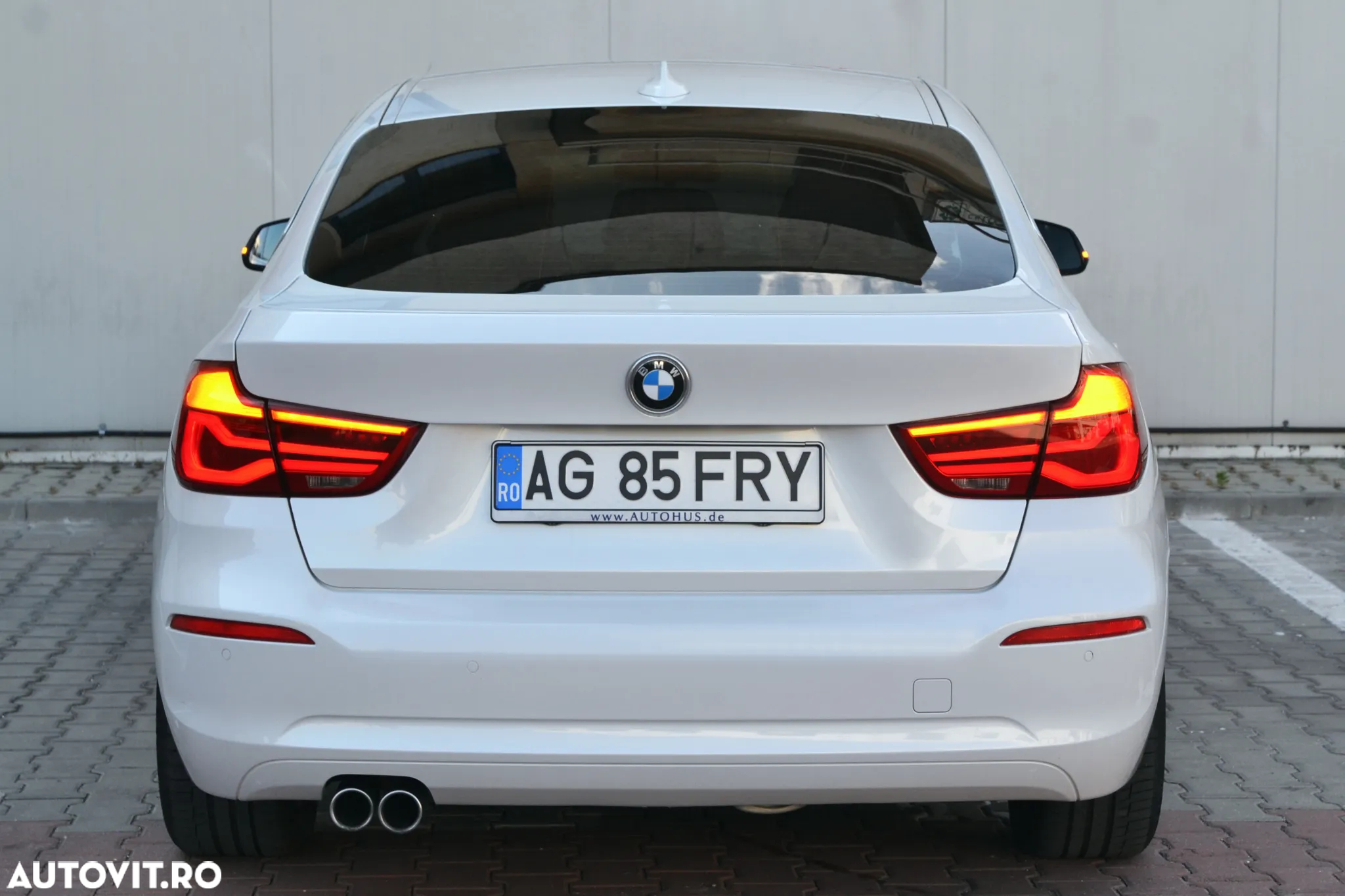 BMW Seria 3 320d Aut. - 19
