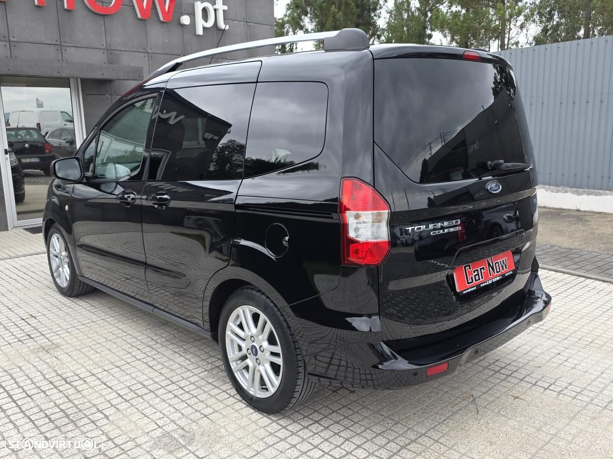 Ford Tourneo Courier 1.0 EcoBoost Titanium - 11
