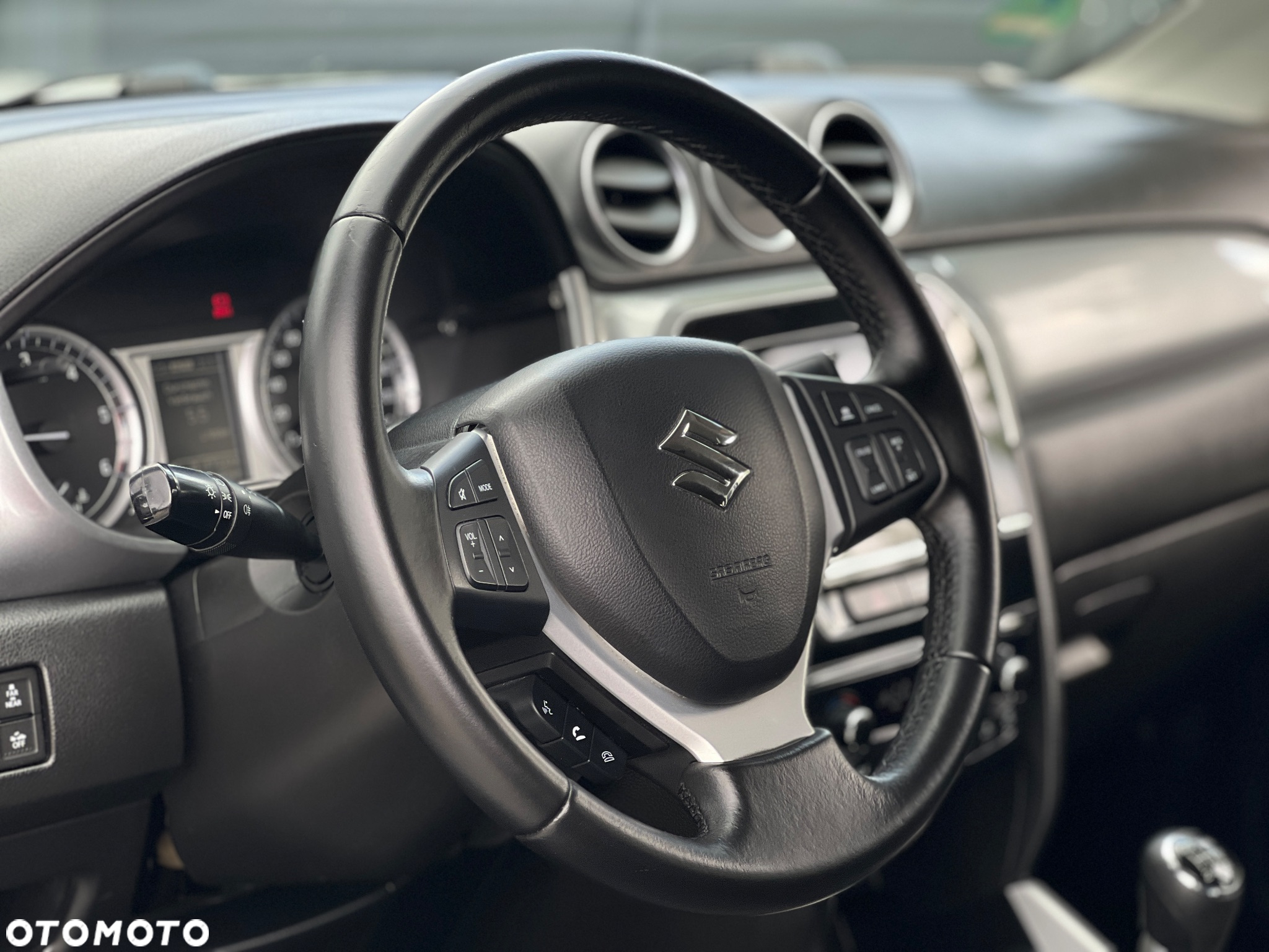 Suzuki Vitara - 12