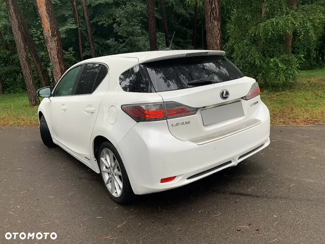 Lexus CT 200h Dynamic Line - 4