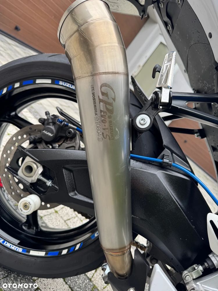 Suzuki GSX-R - 9