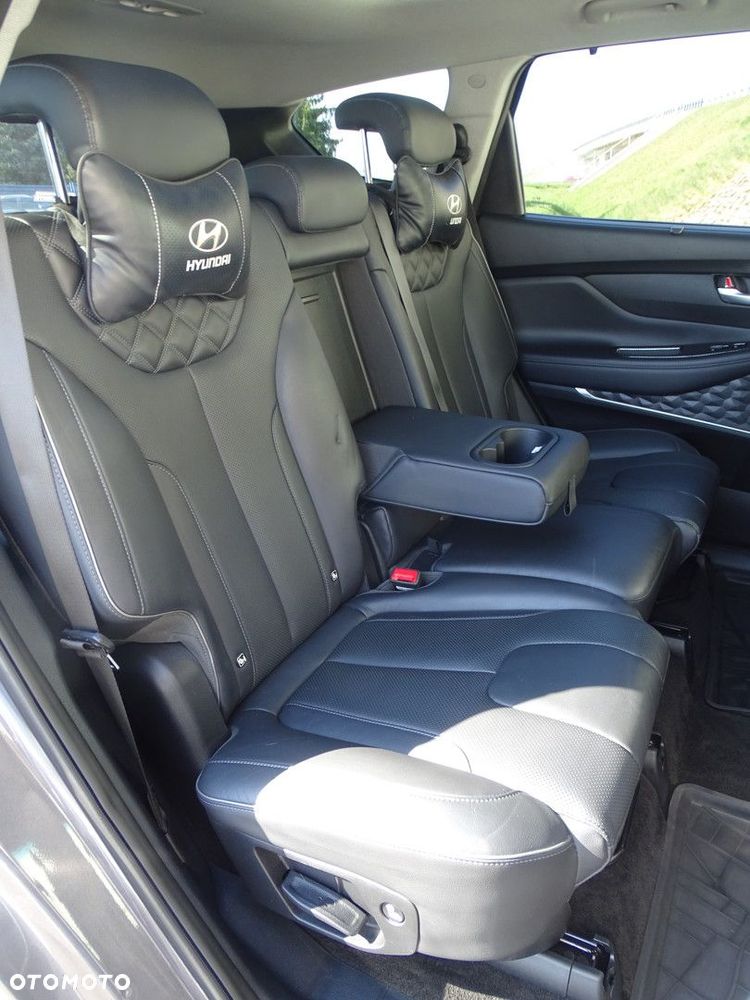 Hyundai Santa Fe - 24