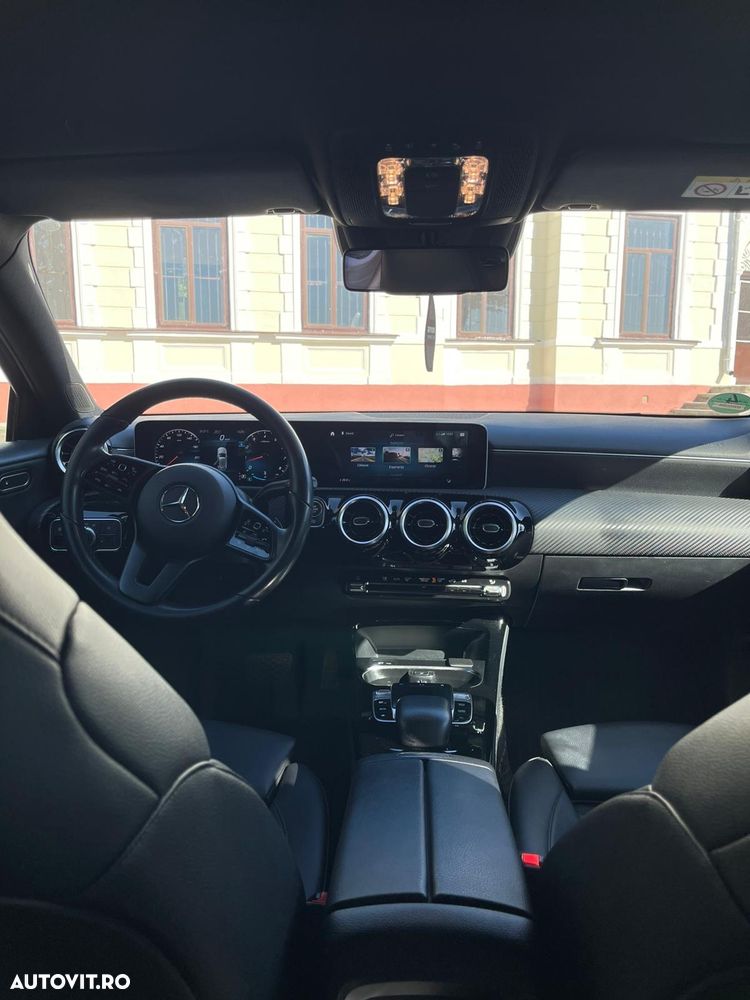 Mercedes-Benz A 220 7G-DCT - 7