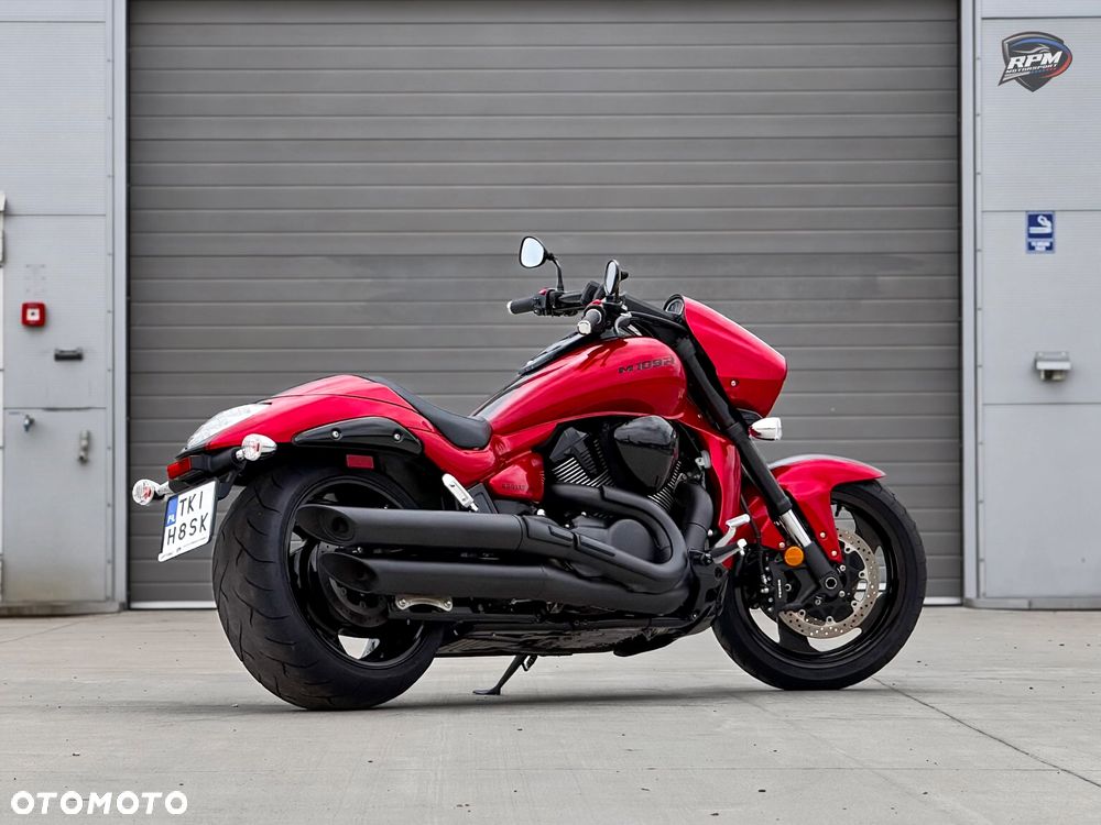 Suzuki Boulevard - 2