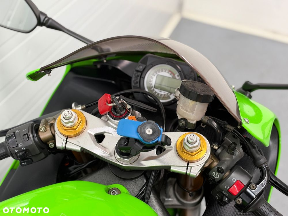 Kawasaki ZXR - 18