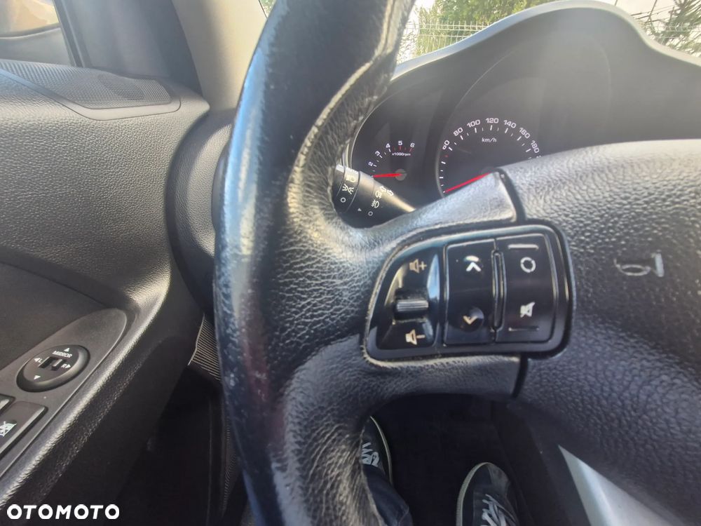 Kia Sportage 1.7 CRDI M 2WD - 29