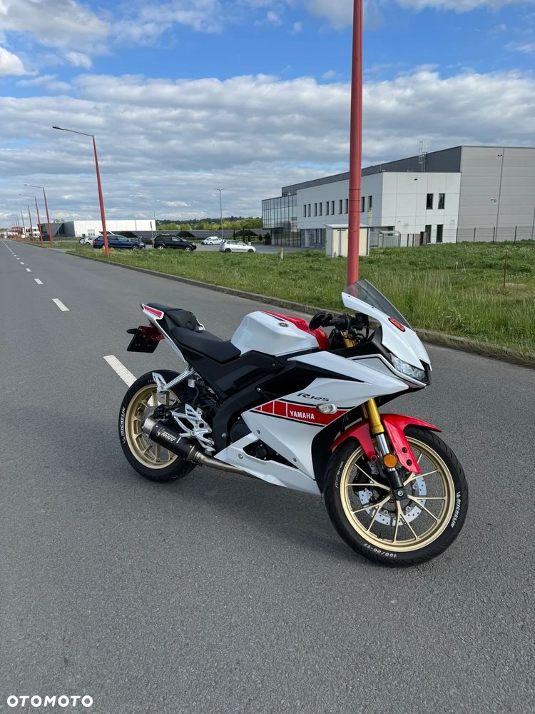 Yamaha YZR - 1
