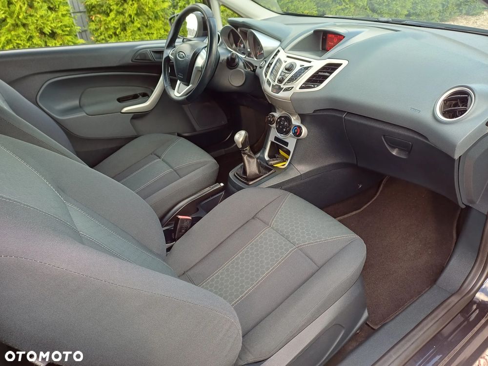 Ford Fiesta 1.4 Ghia - 7
