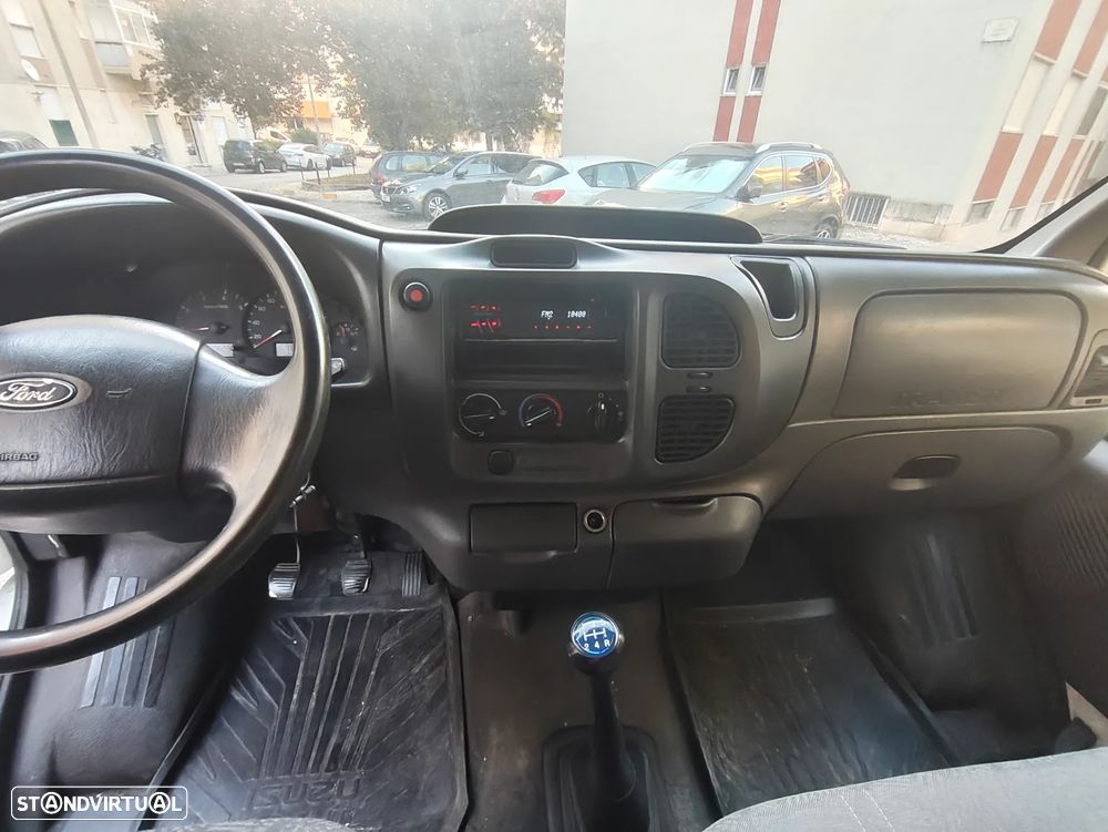 Ford Transit - 10