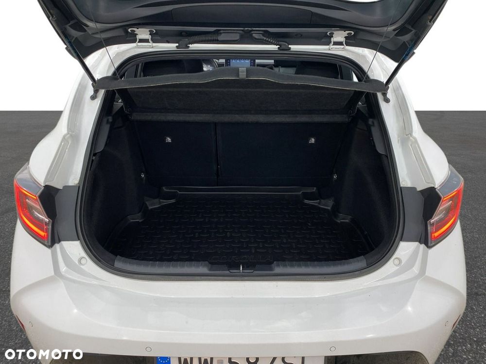 Toyota Corolla - 12