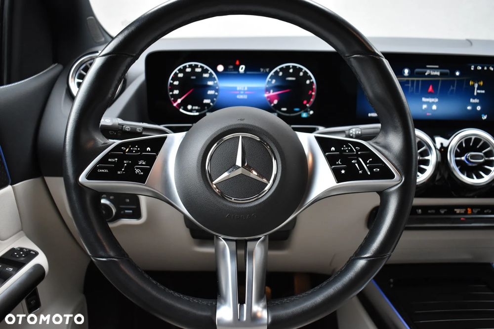 Mercedes-Benz Klasa B 200 7G-DCT Progressive - 17