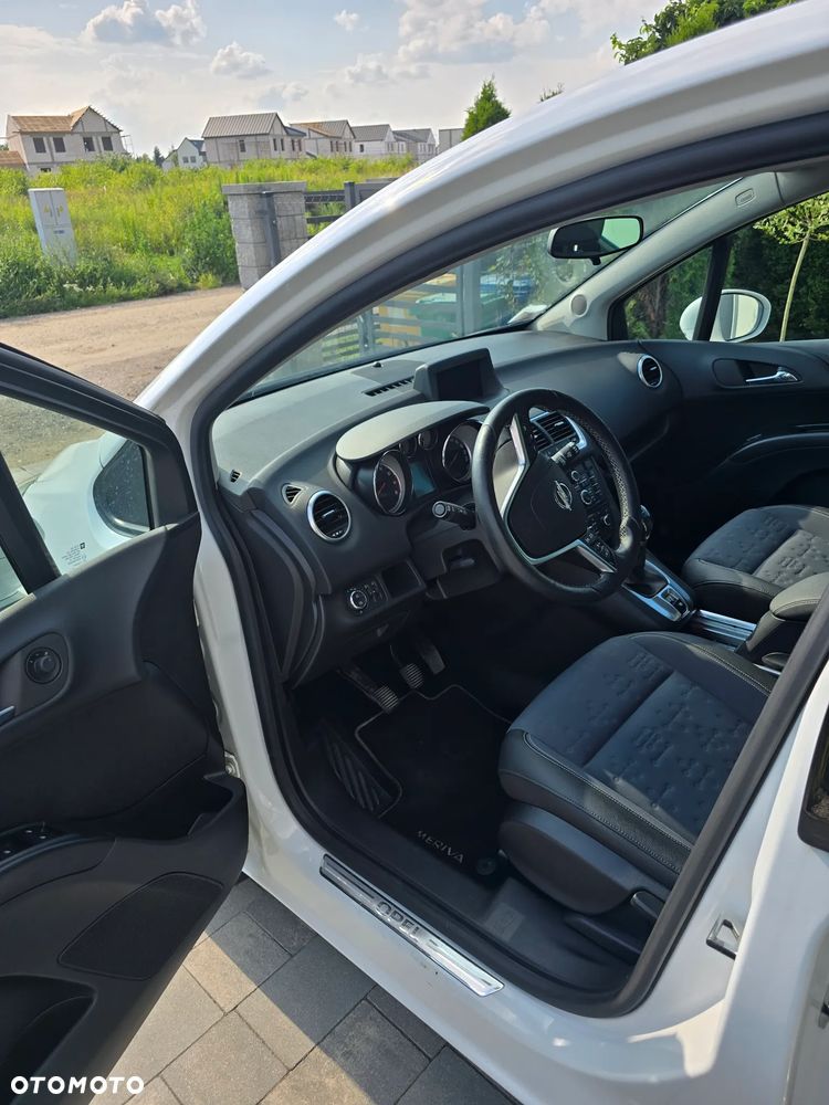 Opel Meriva 1.4 T Cosmo - 26