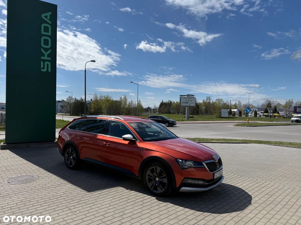 Skoda Superb 2.0 TDI SCR 4x4 Scout DSG - 2