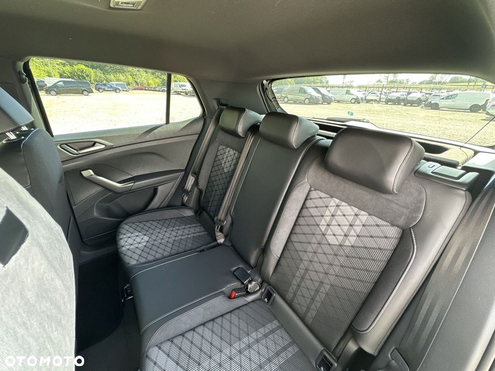 Volkswagen T-Cross 1.5 TSI ACT R-Line Plus DSG - 17