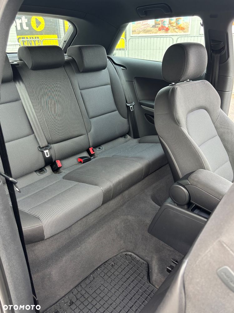 Audi A3 3-drzwiowe 1.4T FSI Ambition - 13