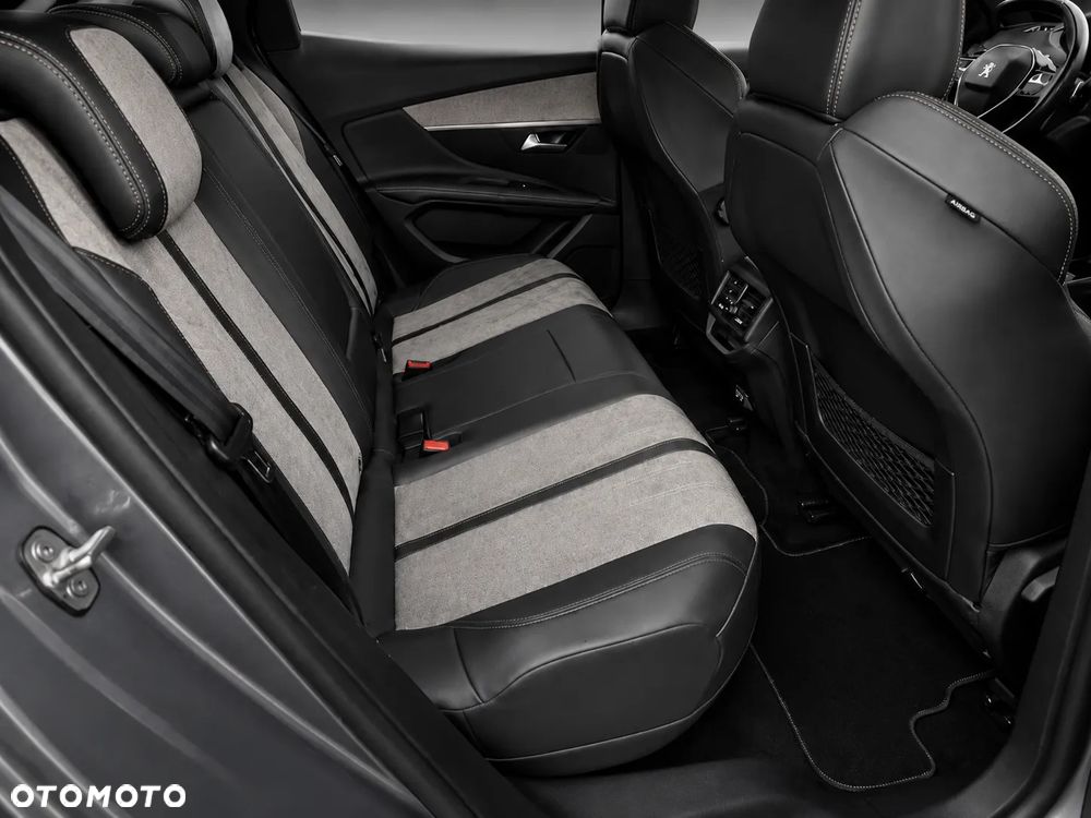 Peugeot 3008 1.6 PureTech Hybrid4 PHEV GT Pack S&S EAT8 - 16