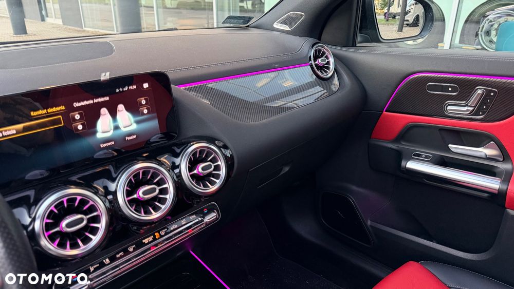 Mercedes-Benz GLA 200 d AMG Line - 9
