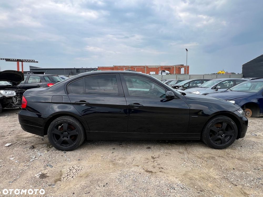 BMW E90 318d części maska zderzak drzwi błotnik lampa deska fotele (475 Black Sapphire) (N47) 2008 przedlift - 6