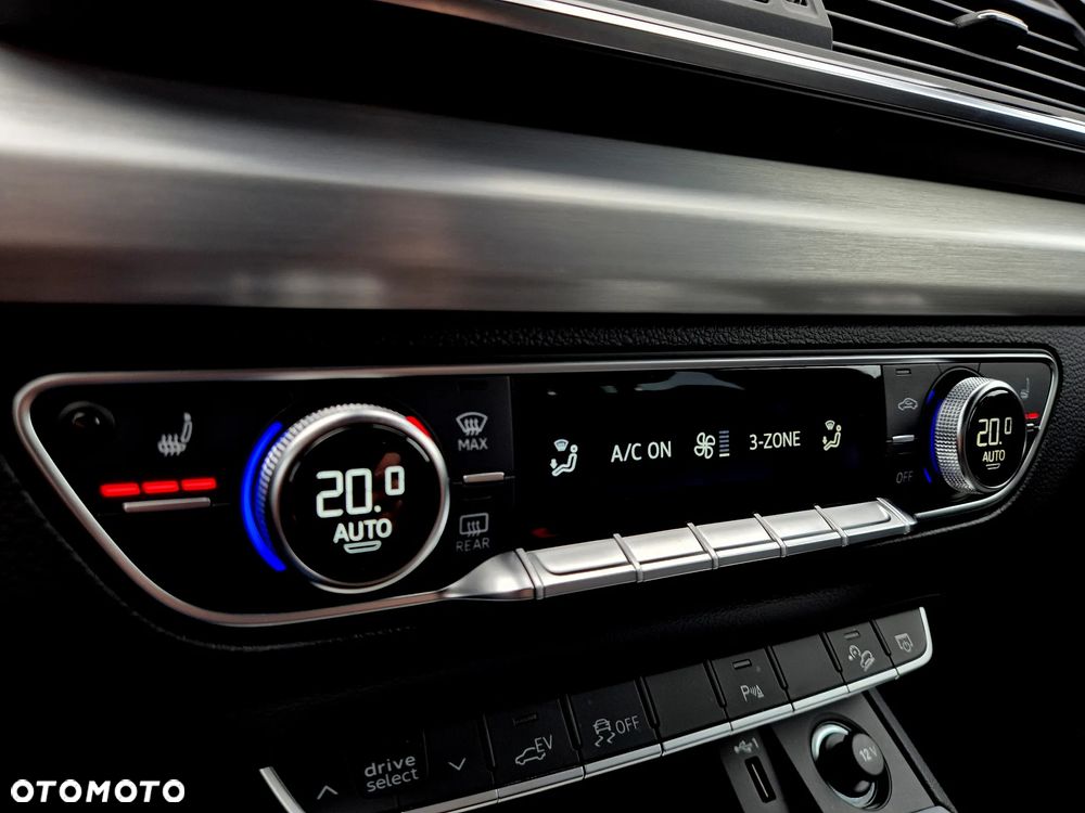 Audi Q5 50 TFSIe quattro S tronic S line - 12