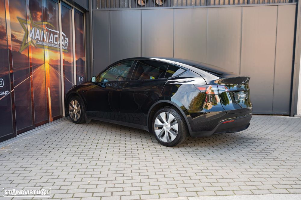 Tesla Model Y Long Range Dual Motor AWD - 7