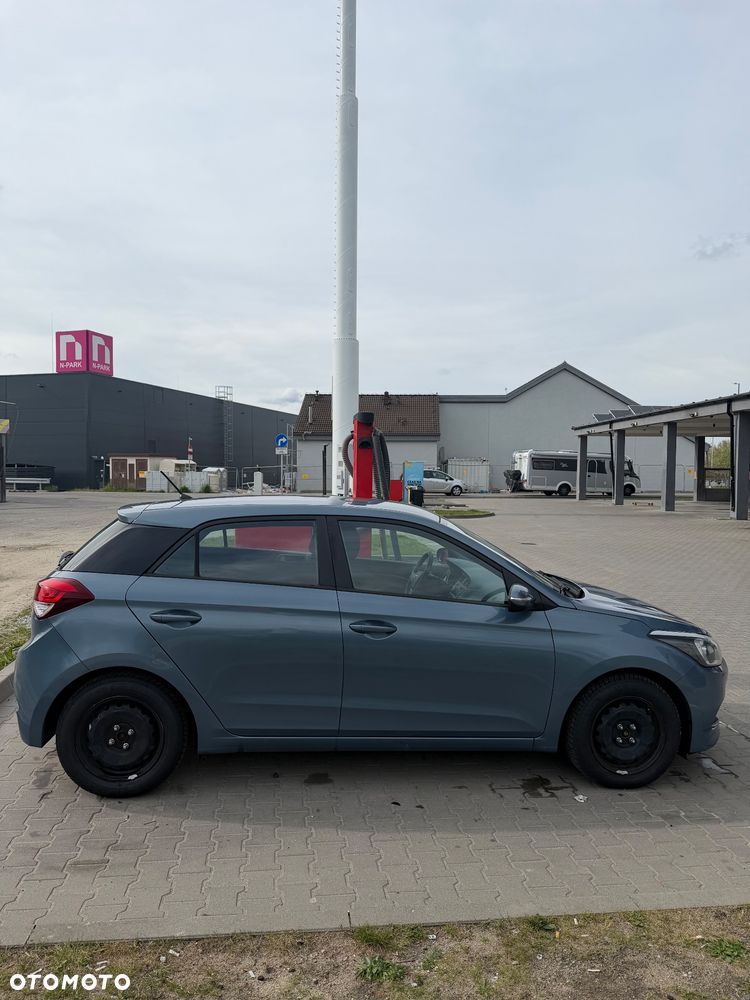 Hyundai i20 1.2 GO - 3