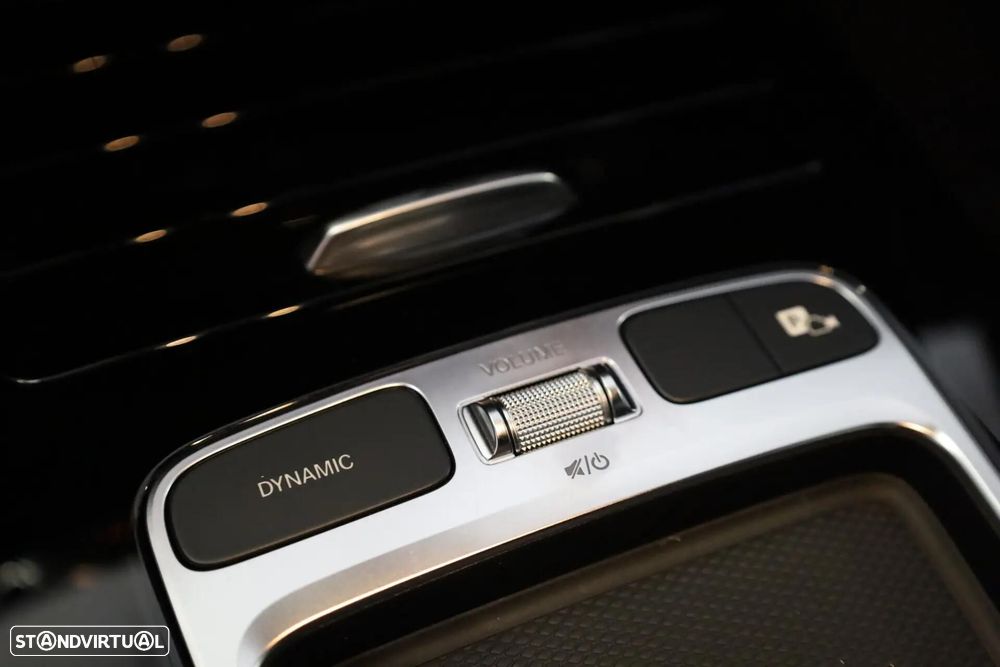 Mercedes-Benz A 180 Limousine d AMG Line Aut. - 45