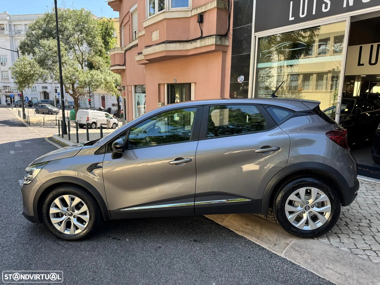 Renault Captur 1.5 dCi Exclusive EDC - 5