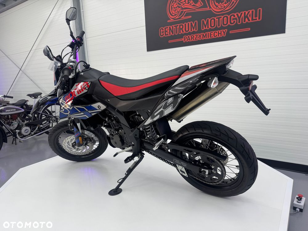 Aprilia SX - 9