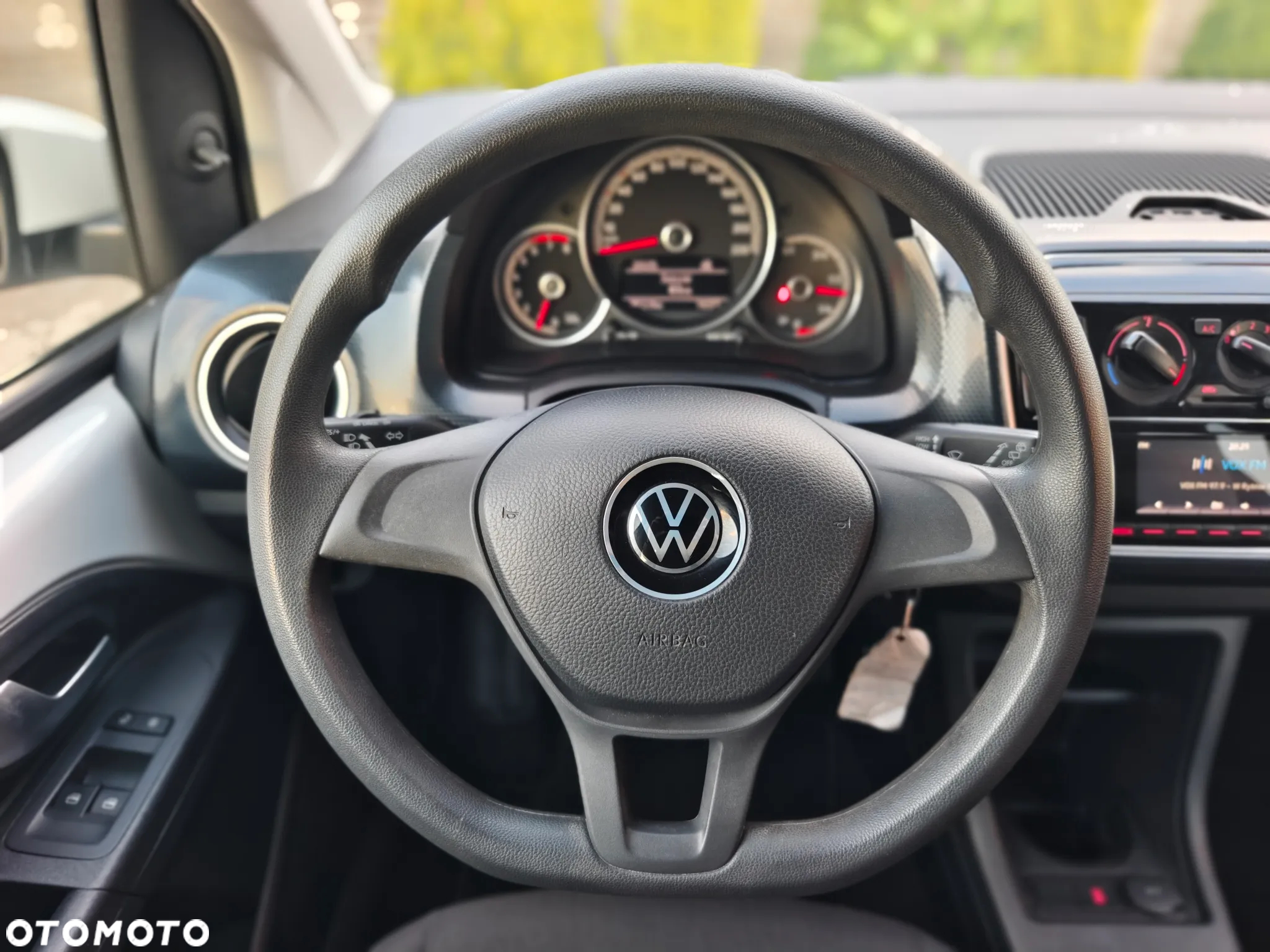 Volkswagen up! 1.0 White Style - 11