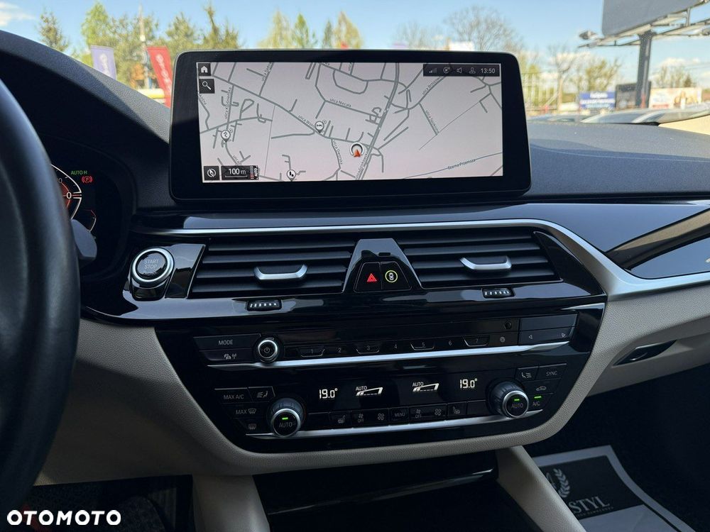 BMW Seria 5 518d mHEV Business Edition - 23