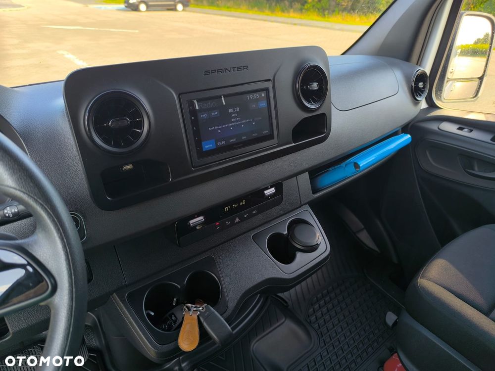 Mercedes-Benz Sprinter 315, Automat, Mroźnia, Chłodnia + Funkcja Grzania, Długi (4.25m) - 29