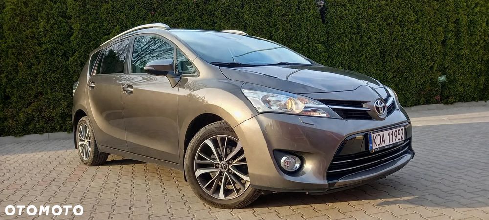 Toyota Verso 1.8 Premium EU5 7os - 2