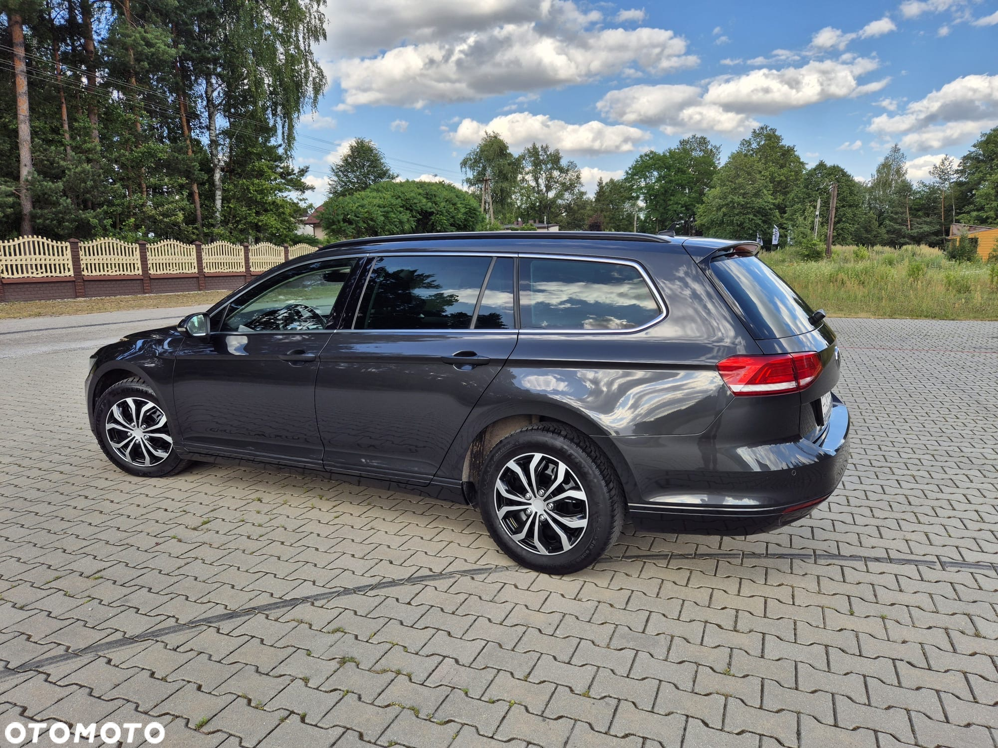 Volkswagen Passat Variant 2.0 TDI SCR DSG Highline - 5