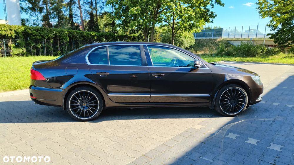 Skoda Superb 2.0 TSI Elegance DSG - 8