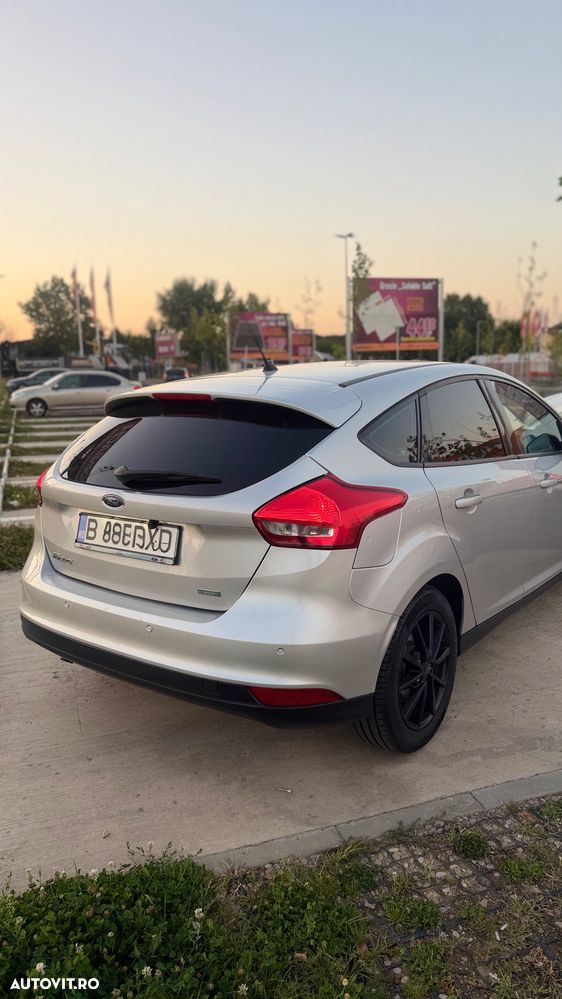 Ford Focus 1.0 EcoBoost Trend Edition - 25