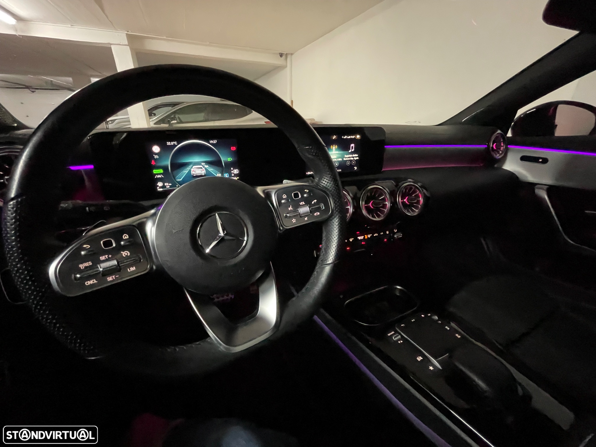 Mercedes-Benz CLA 250 e Shooting Brake AMG Line - 8