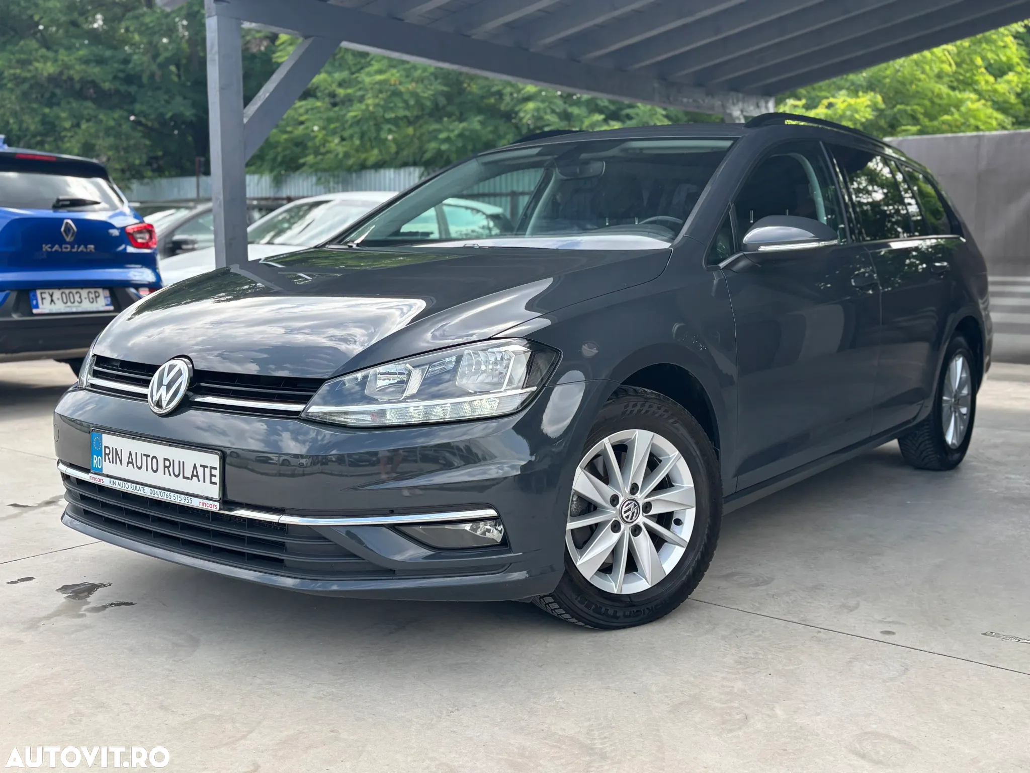 Volkswagen Golf 1.6 TDI Trendline - 4