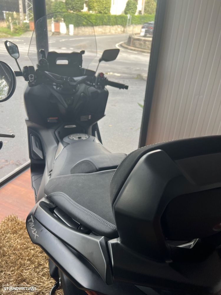 Yamaha TMAX 560 - 3