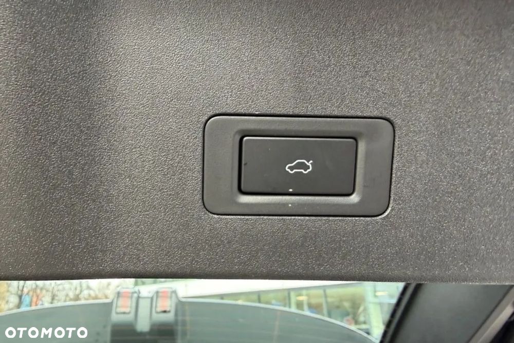 Omoda 9 1.5 Super Hybrid Exclusive AWD - 29